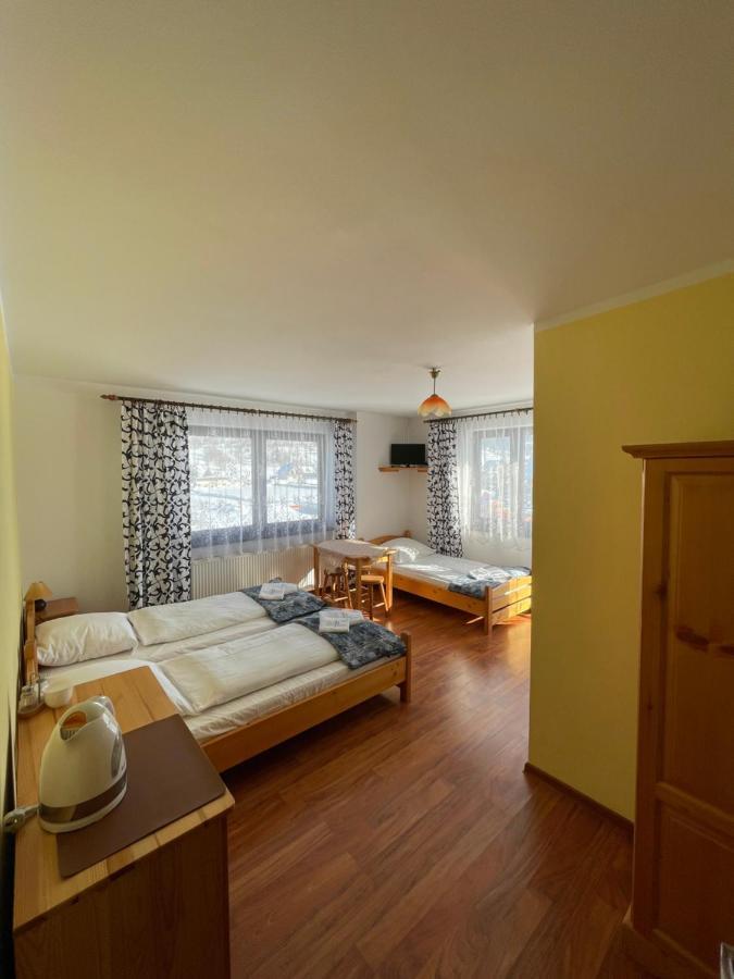 Pokoje Goscinne U Ady Jurgów Extérieur photo